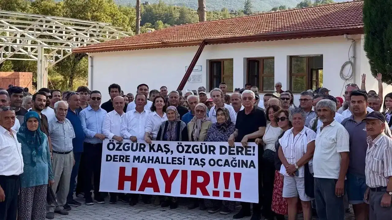 Kaş’ta mermer ocağı protestosu: ‘Sit alanı ve orman varlığına verilen onaya yurttaş tepkili’